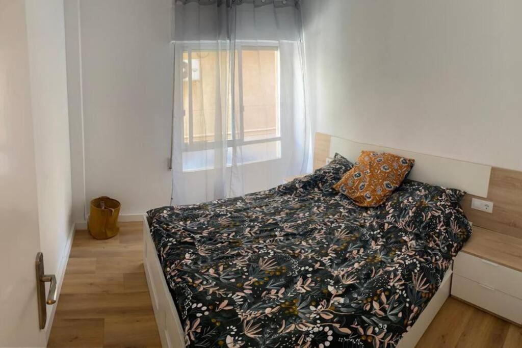 Apartamento Playa Levante Санта Пола Екстериор снимка
